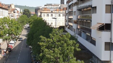 On ne peut plus accéder au boulevard Desaix par la rue Clémenceau / Photo 7 Jours à Clermont