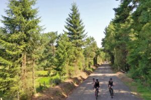 Vélo-tourisme / Photo Volcanic Cycles Enval