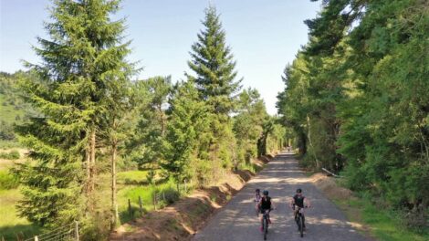 Vélo-tourisme / Photo Volcanic Cycles Enval