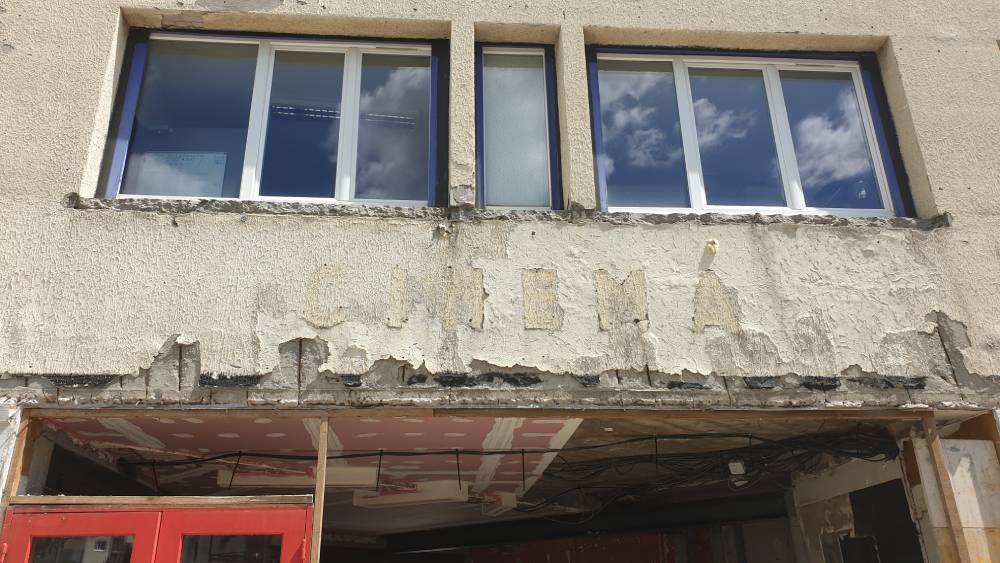 Façade du Rio / Photo 7 Jours à Clermont