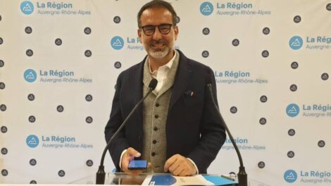 Frédéric Aguilera a présenté le M-Ticket Oùra / Photo 7 Jours à Clermont