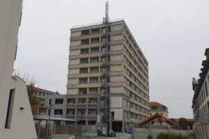 Ancien immeuble CPAM / Photo 7 Jours à Clermont