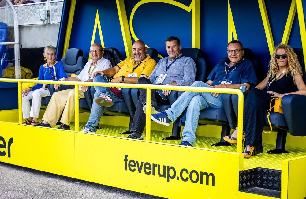 Banc de touche premium / Photo Yves Meunier