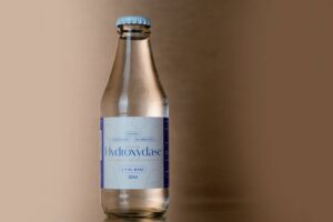 Flacon d'Hydroxydase / Photo N. Dubost - Qui plus est