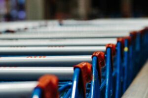 Chariots de supermarché Photo Eduardo Soares Pexels