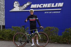 Romain Bardet, ambassadeur Michelin. © Michelin