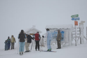 Skieurs, attention aux coulées de neige dans le Sancy Photo PxHere