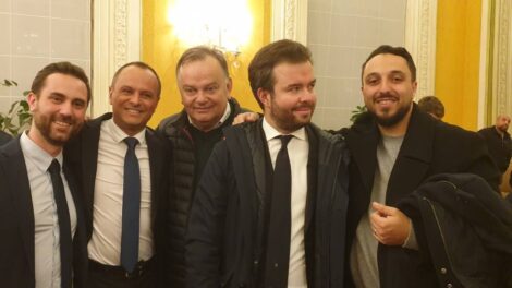 Julien Bony, nouveau maire de Clermont et sa garde rapprochée Photo 7 Jours à Clermont