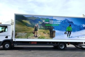 Camion de ramassage des biodéchets dans le Sancy Photo VALTOM