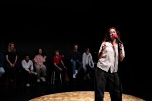 Stand up de Mohamed El Khatib Photo Yohanne Lamoulère