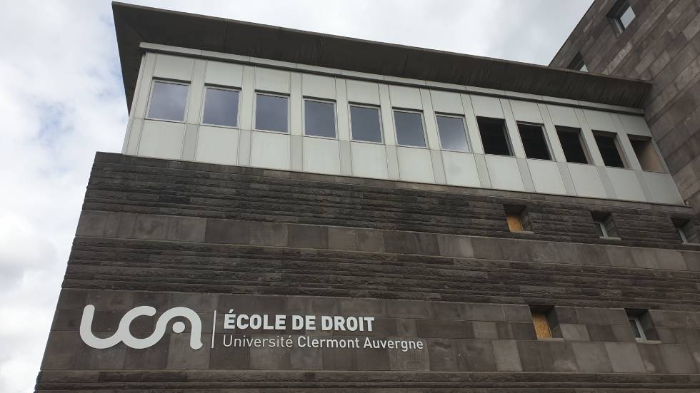 Façade Ouest de la Faculté de Droit - Photo 7 Jours à Clermont