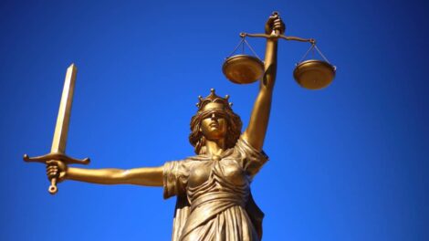Justice Photo / William Cho