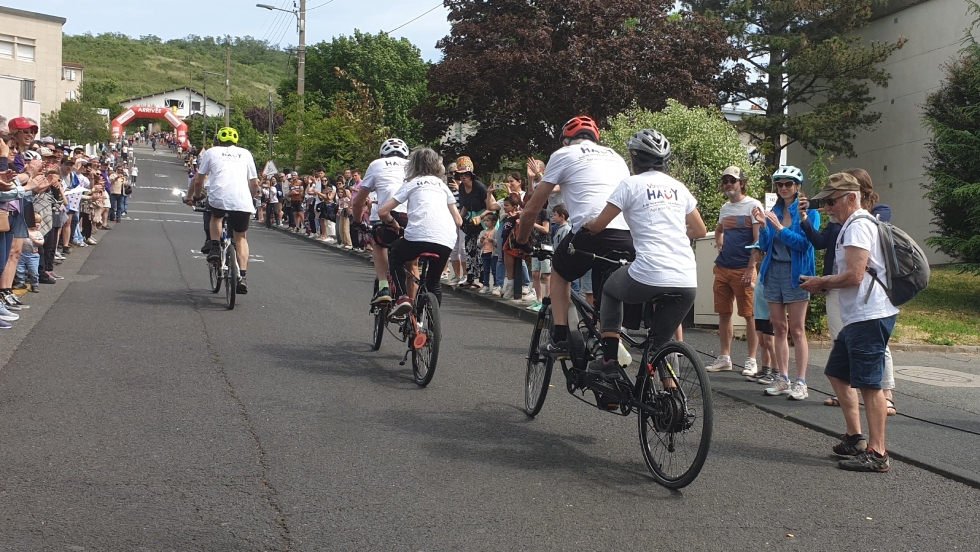 Trois tandems au départ de la Montée Infernale #3 / Photo 7 Jours à Clermont