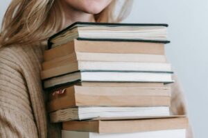pile de livres Photo Pexels George Miltonn