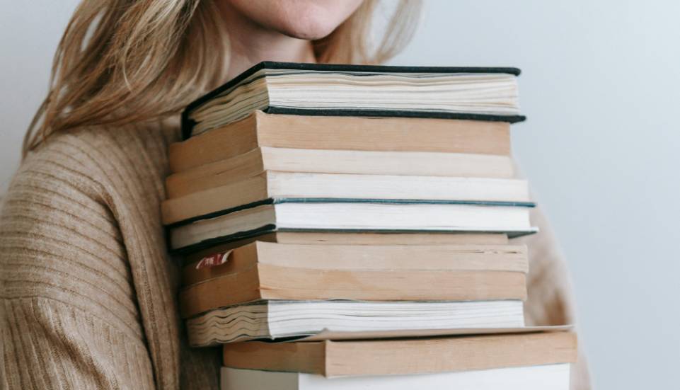 pile de livres Photo Pexels George Miltonn