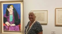 Dominique Szymusiak devant des oeuvres de Matisse Photo 7 Jours à Clermont