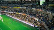 le stade Marcel Michelin avec ses publicités bariolées, une image du passé Photo ASM