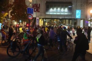 La poussée infernale, vélorution contre le pied à terre / Photo 7 Jours à Clermont