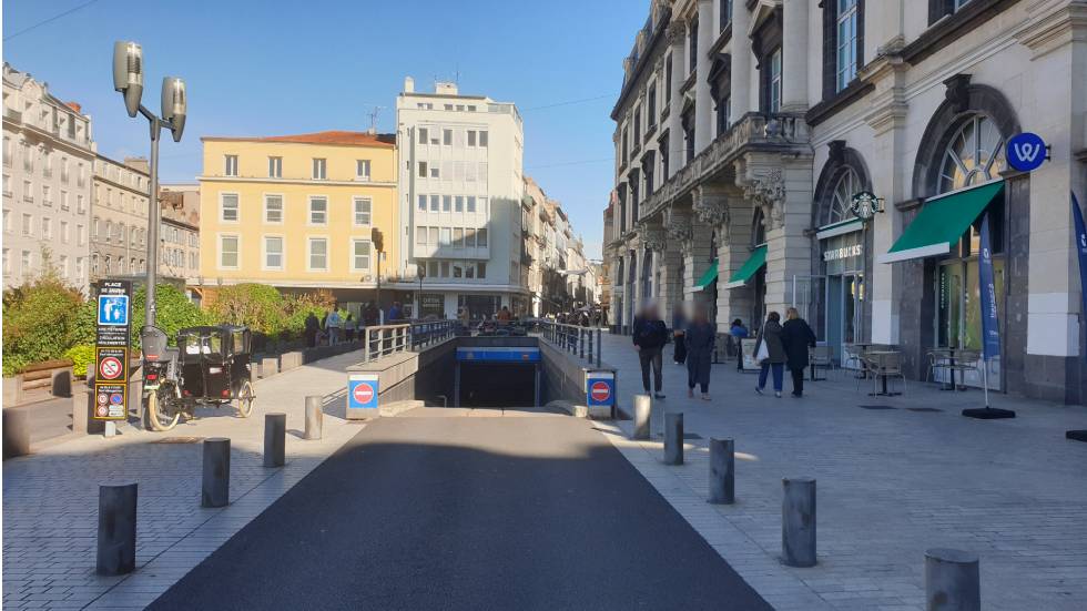 Sortie du parking Vercingétorix Photo 7 Jours à Clermont